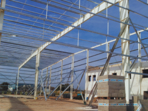 Estructura metálica, esqueleto de galpón industrial